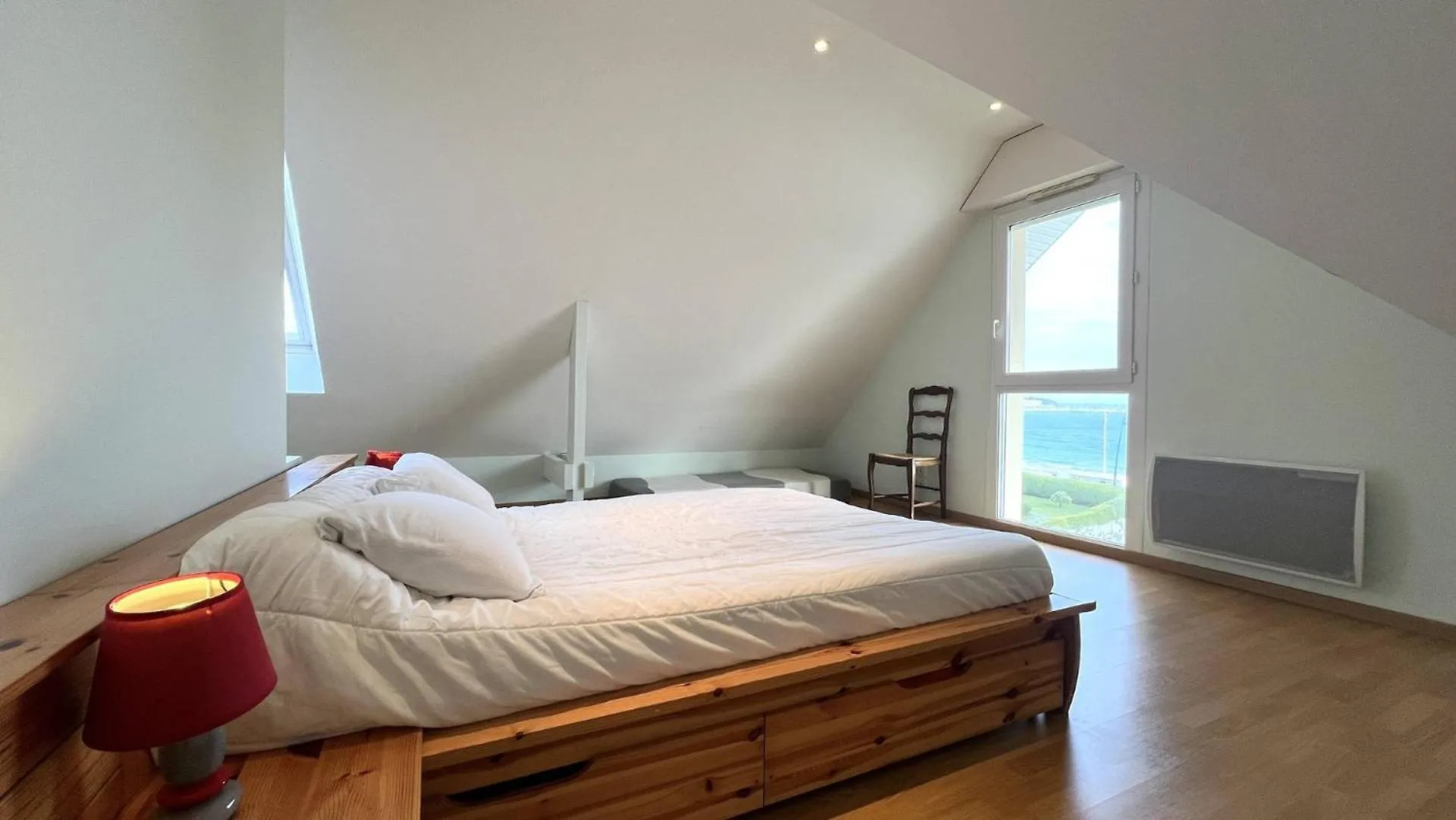 390 Appartement 3 Chambres Avec Vue Sur La Grande Plage De Saint-Cast La Garde  0*, La Garde (Cotes-d'Armor)