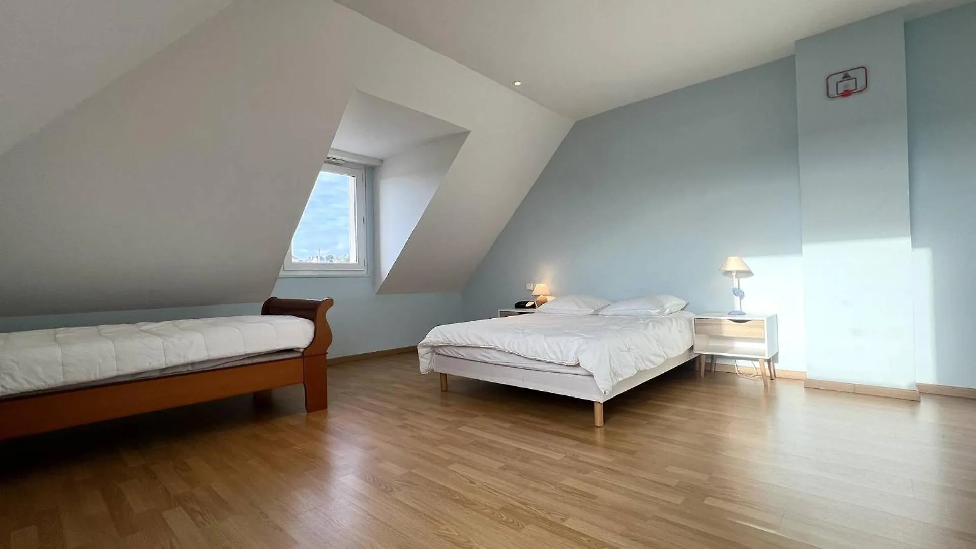 390 Appartement 3 Chambres Avec Vue Sur La Grande Plage De Saint-Cast La Garde  Apartment